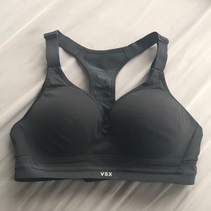Victoia’s Secret push up sports bra NWOT